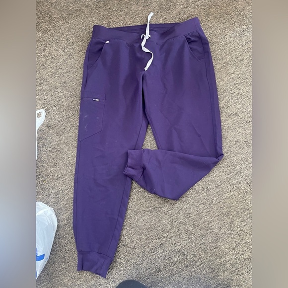 Figs Pants - FIGS purple technical collection joggers size XL